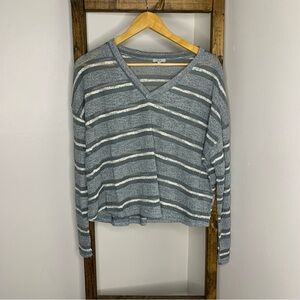 VOY Striped V-Neck Sweater Size M